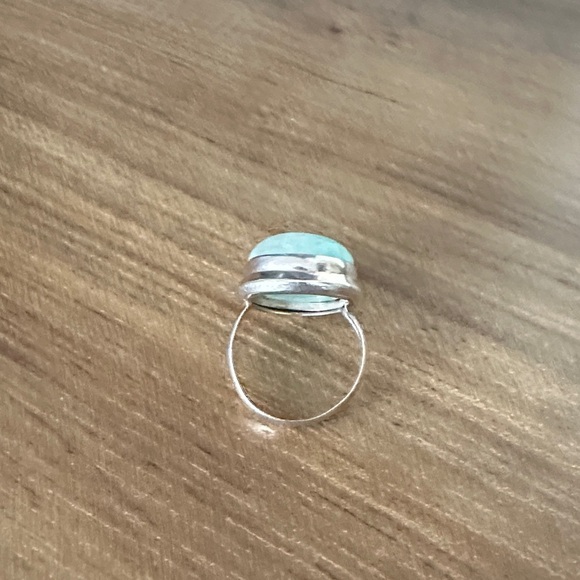 925 Silver Ring with Blue Stone size 7 1/2 - Picture 3 of 5